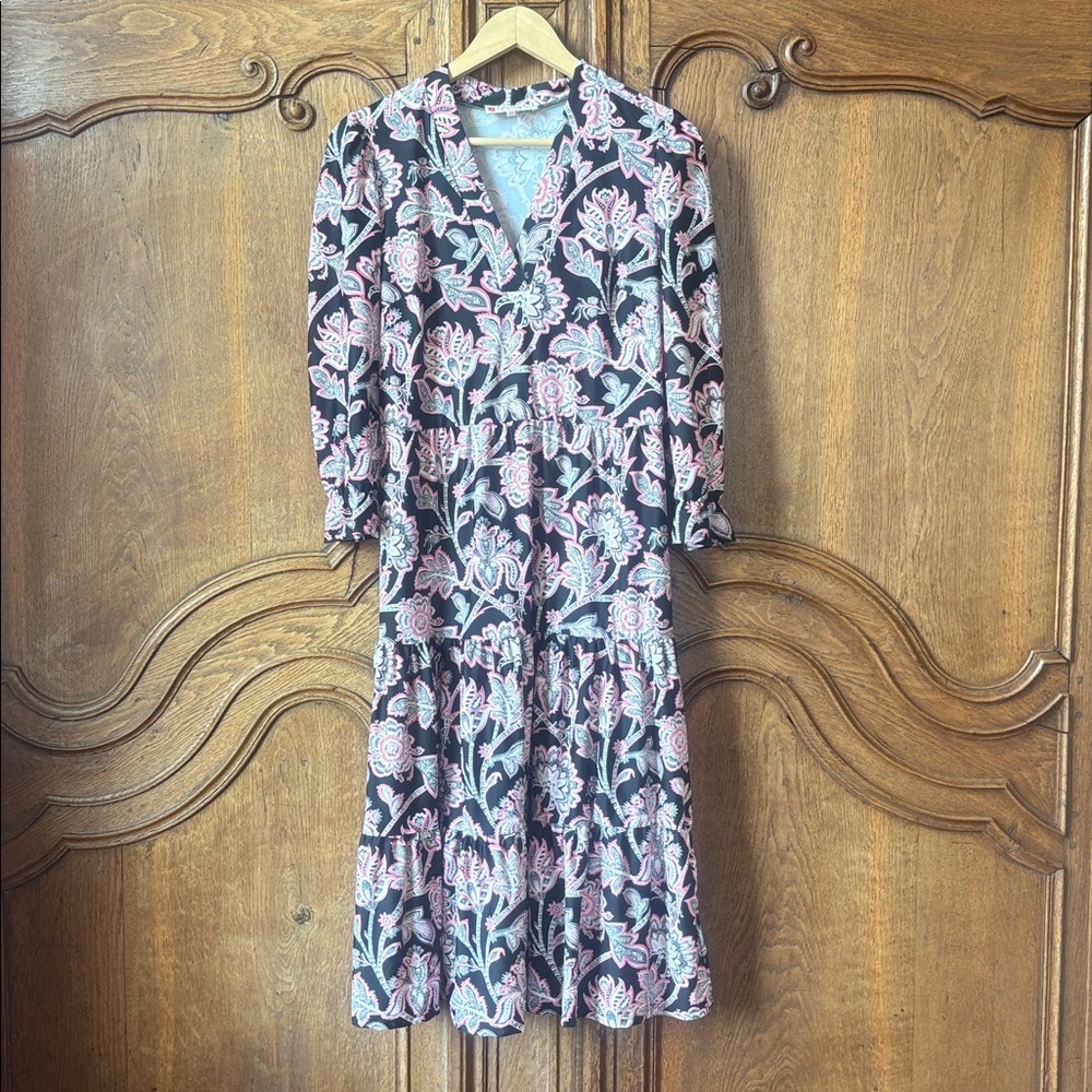 Jude Connally Maggie Midi Dress in Black & Pink Print - Picture 2 of 13